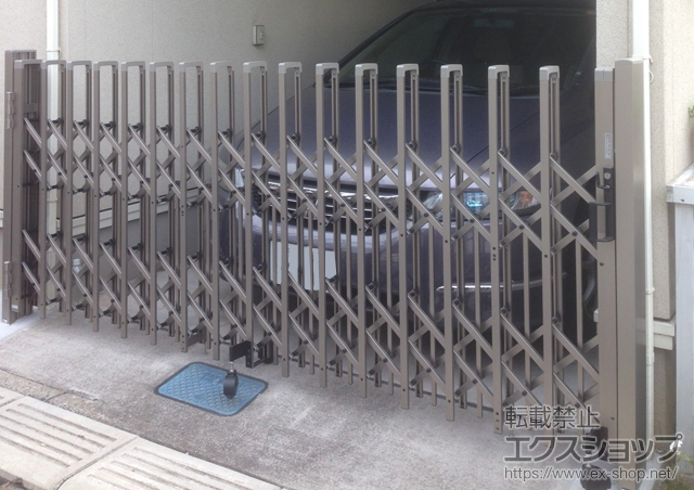 千葉県千葉市ののカーゲート トリップゲート ペットガード型 ノンレール 片開き 30S 施工例