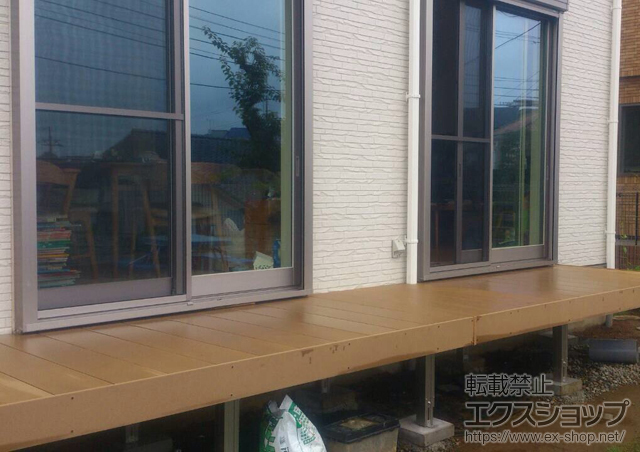 神奈川県川崎市のLIXIL リクシル（トステム）のウッドデッキ レストステージ 施工例