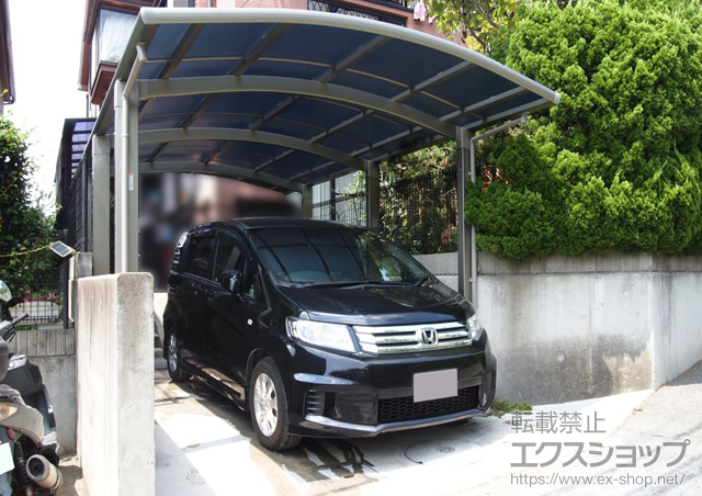 神奈川県川崎市のLIXIL リクシル（トステム）のカーポート カルエードシグマIII 1500 積雪〜50cm対応 施工例