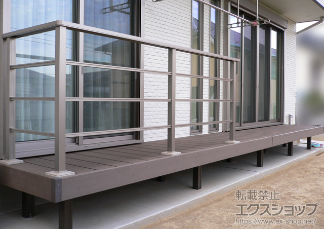 神奈川県横浜市ののウッドデッキ 樹ら楽ステージ 施工例