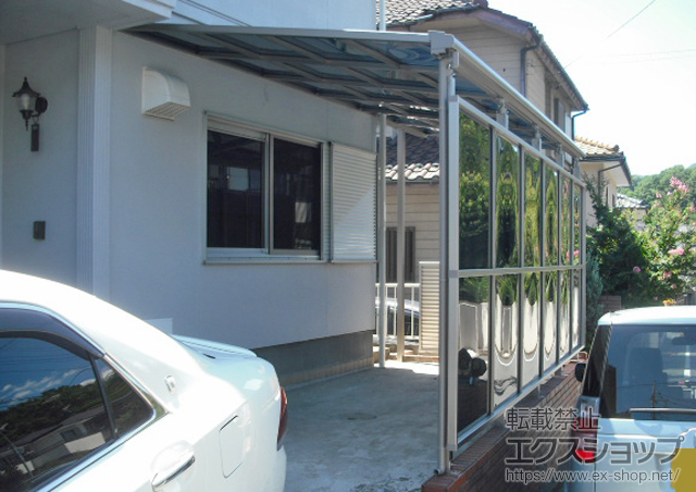 東京都八王子市のLIXIL リクシル（トステム）のテラス屋根 ライザーテラスII F型 テラスタイプ 単体 積雪〜20cm対応＋前面スクリーン 施工例