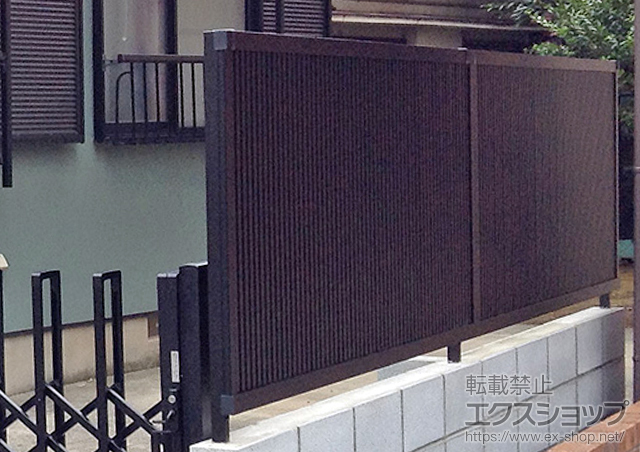 東京都豊島区ののフェンス・柵 ライシスフェンス 6型 たて目隠し フリーポールタイプ 施工例