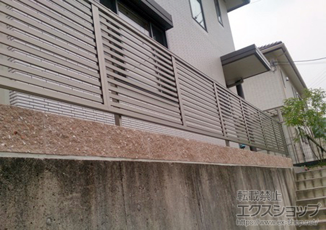兵庫県川西市ののフェンス・柵 プレスタフェンス3型 フリーポールタイプ 施工例