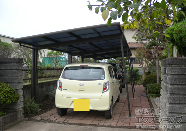 群馬県邑楽郡邑楽町のLIXIL リクシル（トステム）のカーポート レークポートシグマIII 縦連棟 積雪〜20cm対応＋耐風圧強度仕様オプション 施工例