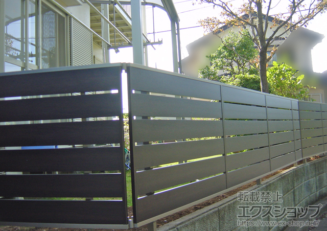 千葉県印旛郡栄町ののフェンス・柵 ジオーナフェンス YS型 マテリアルカラー フリーポールタイプ 施工例