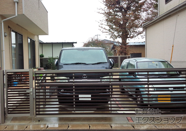 千葉県我孫子市ののカーゲート ワイドオーバードアS3型 マテリアルカラー 電動式 施工例