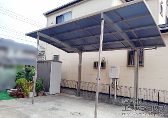 千葉県四街道市のLIXIL リクシル（トステム）のカーポート カーブポートシグマIII 積雪〜20cm対応+着脱式サポート（1本入り) 施工例
