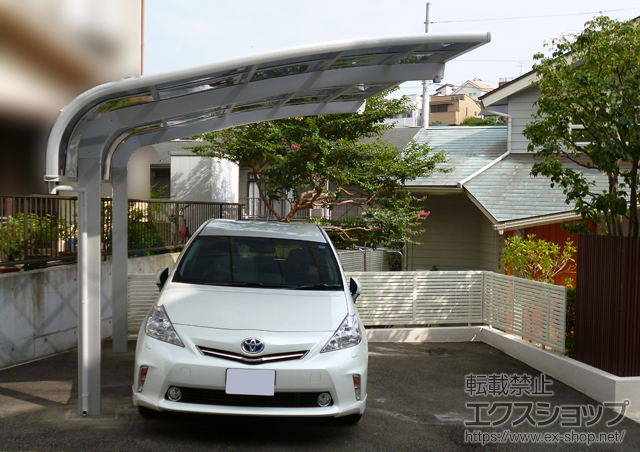 神奈川県横浜市のLIXIL リクシル（トステム）のカーポート テールポートシグマIII 積雪〜20cm対応 施工例