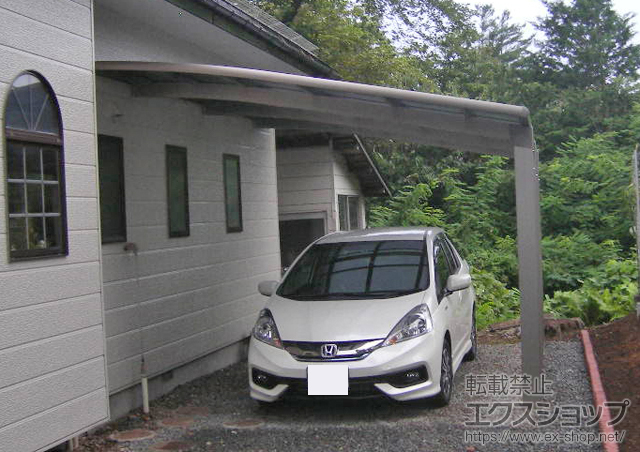 岩手県盛岡市のLIXIL リクシル（トステム）のカーポート ルーフポートシグマIII 1500 積雪〜50cm対応 ※落雪後枠有 施工例