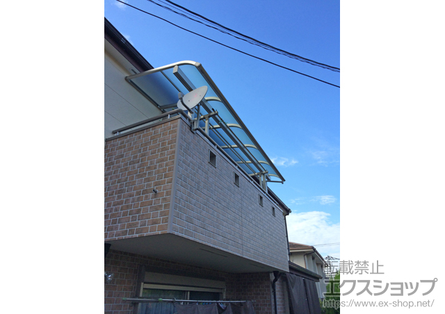 神奈川県秦野市ののバルコニー・ベランダ屋根 ヴェクターテラス R型 屋根タイプ 単体 積雪〜20cm対応 施工例