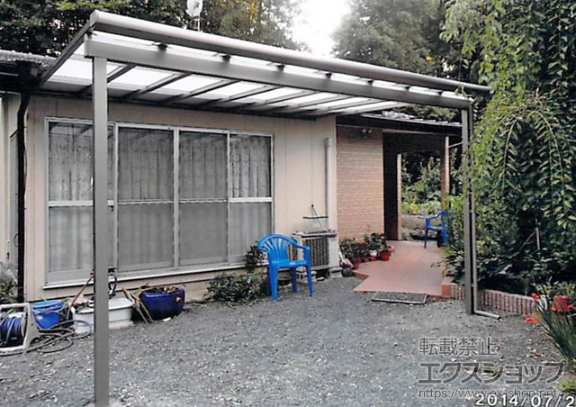 熊本県熊本市のLIXIL リクシル（トステム）のテラス屋根 ライザーテラスII F型 テラスタイプ 単体 積雪〜20cm対応 ※角度自在垂木掛仕様 施工例