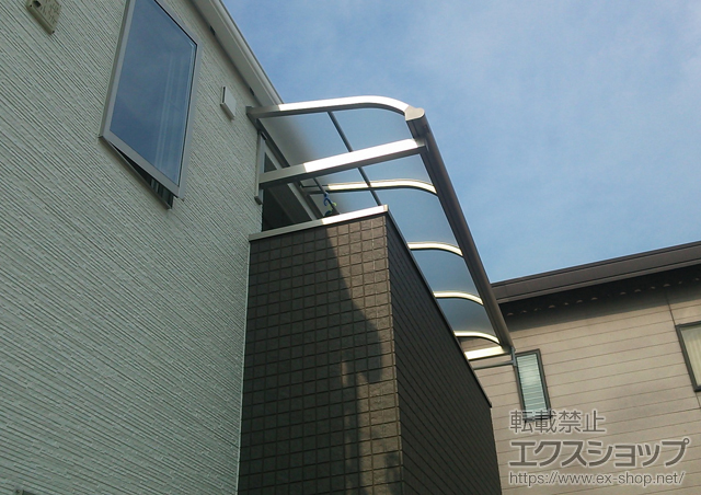 大分県大分市ののバルコニー・ベランダ屋根 ヴェクターテラス R型 ルーフタイプ 単体 積雪〜20cm対応 施工例