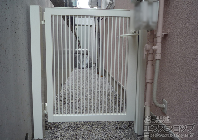 神奈川県横浜市のの門扉 プレスタ門扉2型 片開き 柱使用 施工例