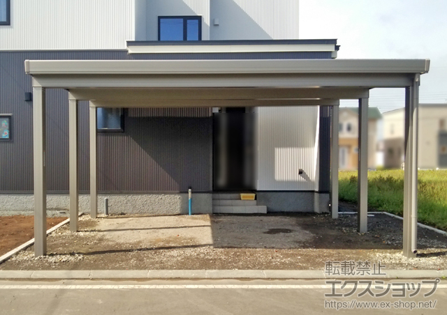 北海道恵庭市のLIXIL リクシル（トステム）のカーポート テリオスポートIII 4500 2台用 角柱6本仕様 積雪〜150cm対応 施工例