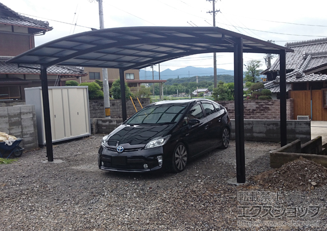 三重県伊賀市のLIXIL リクシル（トステム）のカーポート カーブポートシグマIII ワイド 積雪〜20cm対応 施工例