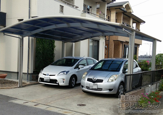 大分県別府市ののカーポート レイナツインポートグランZ　積雪〜20cm対応+レイナツインポートグランZ　屋根ふき材補強部品（2セット） 施工例