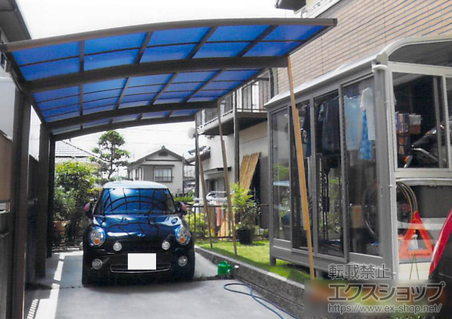 愛知県小牧市ののカーポート レイナポートグラン 延長　積雪〜20cm対応 施工例