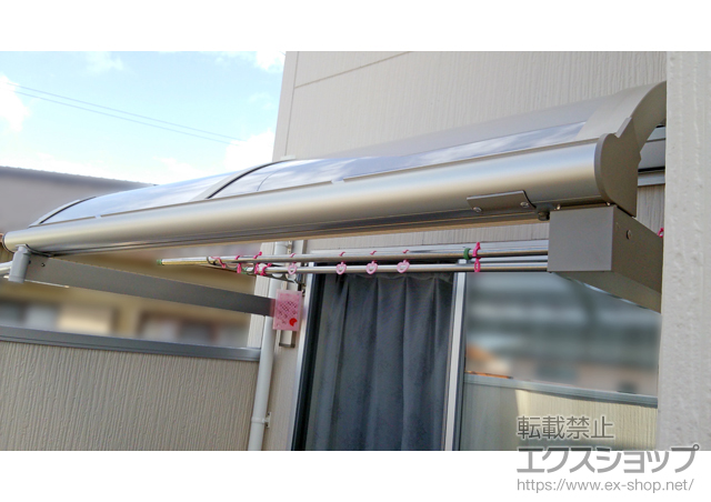 愛知県西尾市ののバルコニー・ベランダ屋根 ヴェクターテラス R型 ルーフタイプ 単体 積雪〜20cm対応 施工例