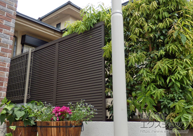 東京都世田谷区ののフェンス・柵 ハイスクリーンフェンスA型 フリーポールタイプ 施工例