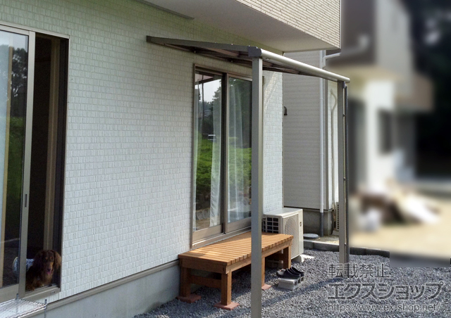 千葉県野田市のLIXIL リクシル（トステム）のテラス屋根 ライザーテラスII F型 テラスタイプ 単体 積雪〜20cm対応 施工例