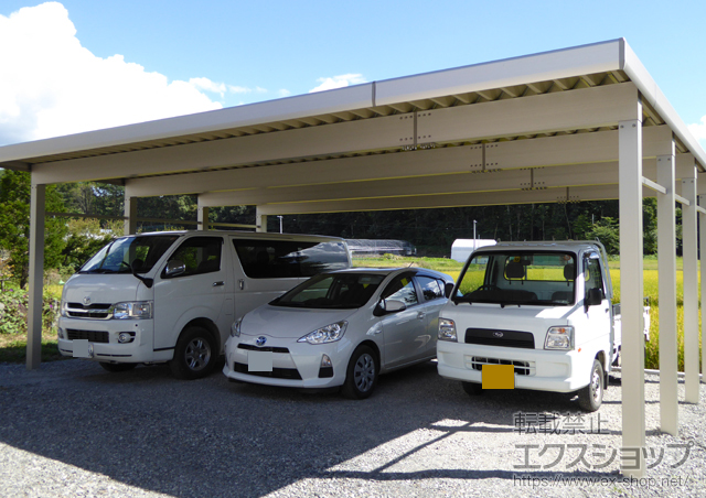 長野県諏訪郡原村ののカーポート ジーポートneo Aタイプ 3台用 角柱8本仕様 標準鼻隠し 積雪〜100cm対応 施工例