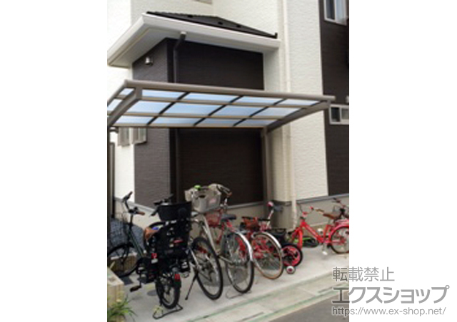 埼玉県熊谷市のLIXIL リクシル（トステム）のサイクルポート・駐輪場 カーブポートシグマIII ミニ 積雪〜20cm対応 施工例