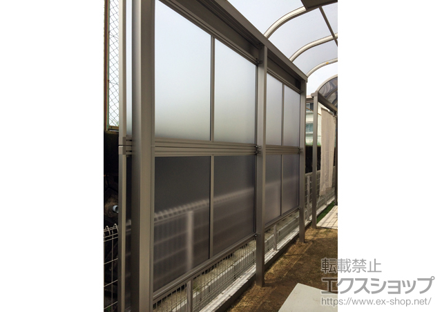 奈良県奈良市ののテラス屋根 ヴェクターテラス R型 テラスタイプ 単体 積雪〜20cm対応+前面パネル 2段用 施工例