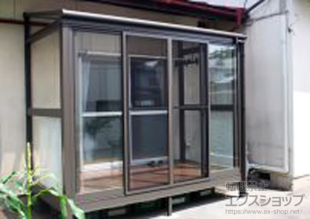長野県茅野市のLIXIL リクシル（トステム）のテラス囲い・サンルーム ほせるんですII F型 床納まり(ランマ無し) 積雪〜20cm対応 施工例