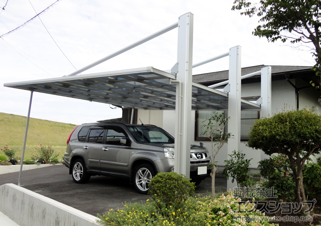 静岡県沼津市ののカーポート ダブルフェース 積雪〜20cm対応+サポートセット（着脱式） 施工例