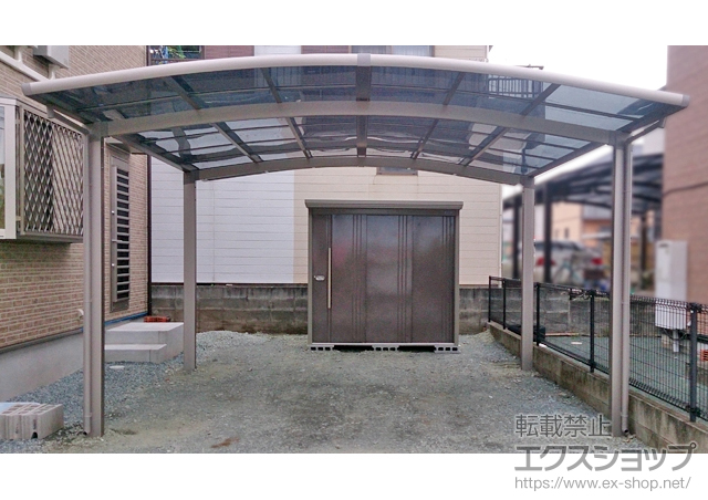 熊本県菊池郡菊陽町のLIXIL リクシル（トステム）のカーポート カーブポートシグマIII ワイド 積雪〜20cm対応 施工例