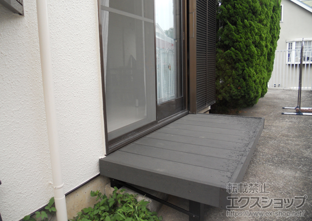 東京都町田市ののウッドデッキ リウッドデッキ 200 施工例