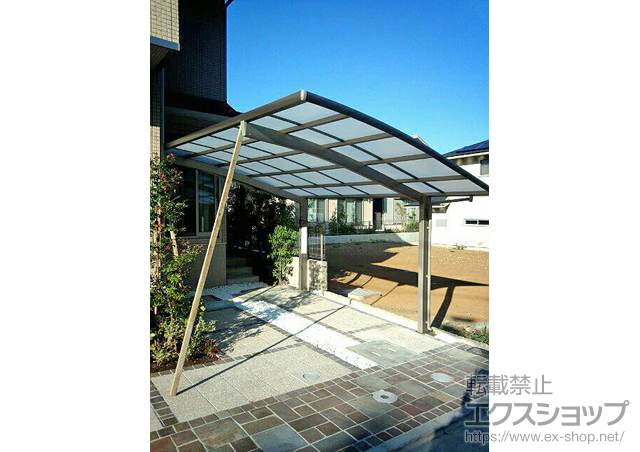 東京都八王子市のLIXIL リクシル（トステム）のカーポート カーブポートシグマIII 積雪〜20cm対応 施工例