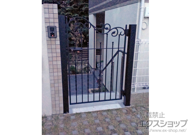 兵庫県西宮市のの門扉 ラフィーネ門扉1型 片開き 柱使用 施工例