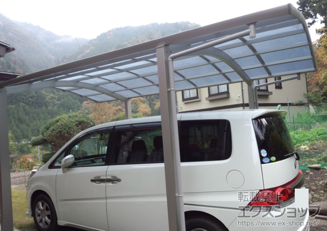 山梨県大月市ののカーポート レイナワンポートグラン　積雪〜20cm対応 施工例