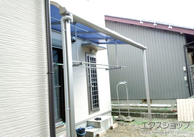 三重県四日市市ののテラス屋根 プレシオステラス R型 テラスタイプ 単体 積雪〜20cm対応 施工例