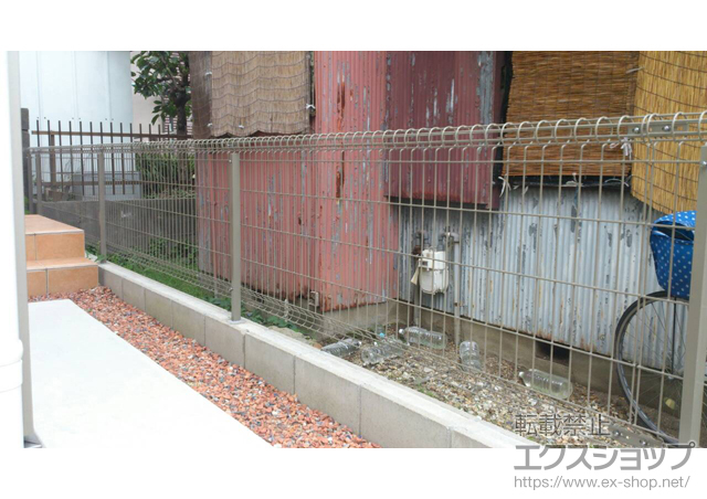 愛知県北名古屋市ののフェンス・柵 ハイグリッドフェンス11型 フリーポールタイプ 施工例