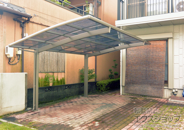 静岡県静岡市のLIXIL リクシル（トステム）のカーポート カーブポートシグマIII 積雪〜20cm対応 施工例