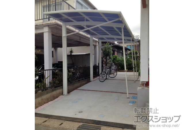 千葉県佐倉市ののカーポート レイナポートREグラン 前下がり 延長 積雪〜20cm対応＋レイナポートREグラン 着脱式サポート＋水平式物干し（カーポート柱用） 標準 2本入 施工例