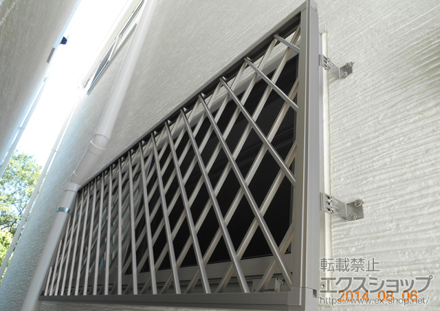 東京都文京区のLIXIL リクシル（トステム）の面格子・窓格子 アルミ面格子 ヒシクロス 施工例
