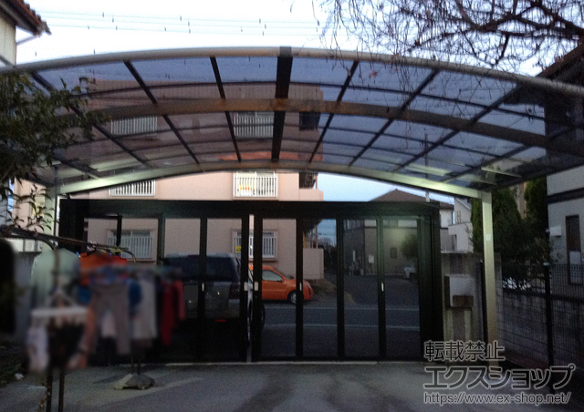 群馬県前橋市のLIXIL リクシル（トステム）のカーポート カーブポートシグマIII ワイド 積雪〜20cm対応 施工例