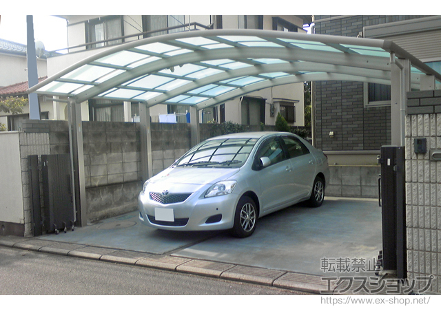 埼玉県川越市ののカーポート レイナツインポートグラン50 積雪50cm対応 施工例