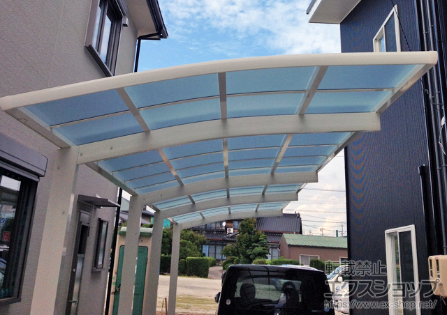 愛知県安城市ののカーポート レイナポートグラン 縦連棟　積雪〜20cm対応 施工例