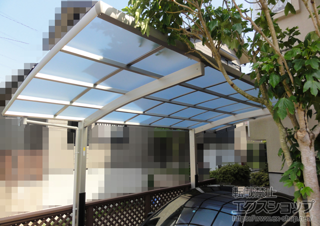 千葉県佐倉市ののカーポート レイナポートグラン　積雪〜20cm対応+柱カバー(小)(2枚入り) 施工例