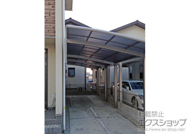 兵庫県加古川市のLIXIL リクシル（トステム）のカーポート カーブポートシグマIII 縦連棟 積雪〜20cm対応 施工例