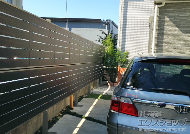 東京都町田市ののフェンス・柵 ジオーナフェンスYS型 マテリアルカラー 多段柱仕様（2段） 施工例