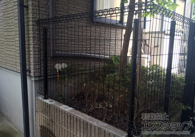 東京都町田市の三協アルミのフェンス・柵・塀 ユメッシュR型フェンス フリー支柱タイプ 施工例