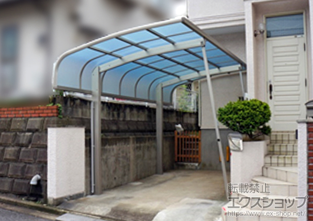 千葉県柏市ののカーポート レイナキャップポートグラン　積雪〜20cm対応＋着脱式サポート（2本入り） 施工例