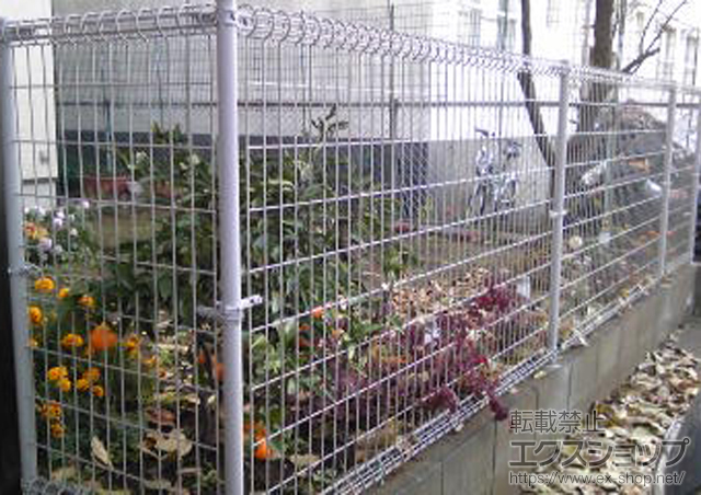 千葉県松戸市ののフェンス・柵 メッシュフェンス M0 間仕切りタイプ 施工例