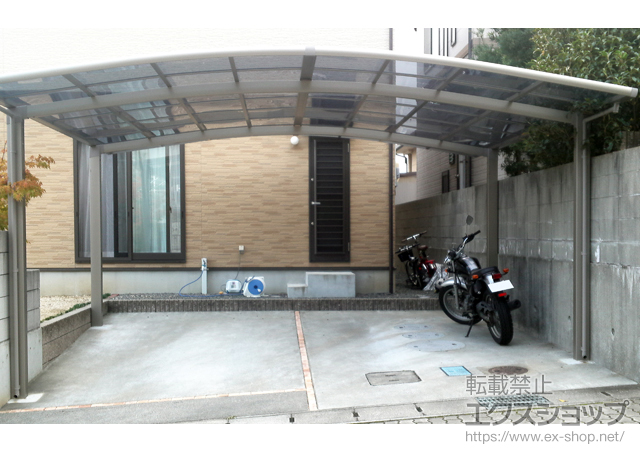 愛媛県今治市のLIXIL リクシル（トステム）のカーポート カーブポートシグマIII ワイド 積雪〜20cm対応 施工例