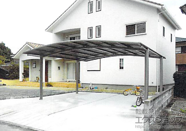 福岡県うきは市のLIXIL リクシル（トステム）のカーポート カーブポートシグマIII ワイド 積雪〜20cm対応 施工例